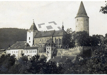 Pohled od pomníku knížete Fürstenberga